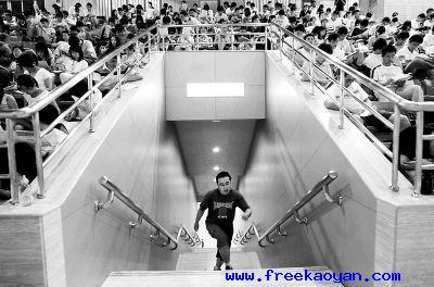 רҵ��ͳ���������Ѷ� ��ʦ����Ӱ�챾�ƽ���